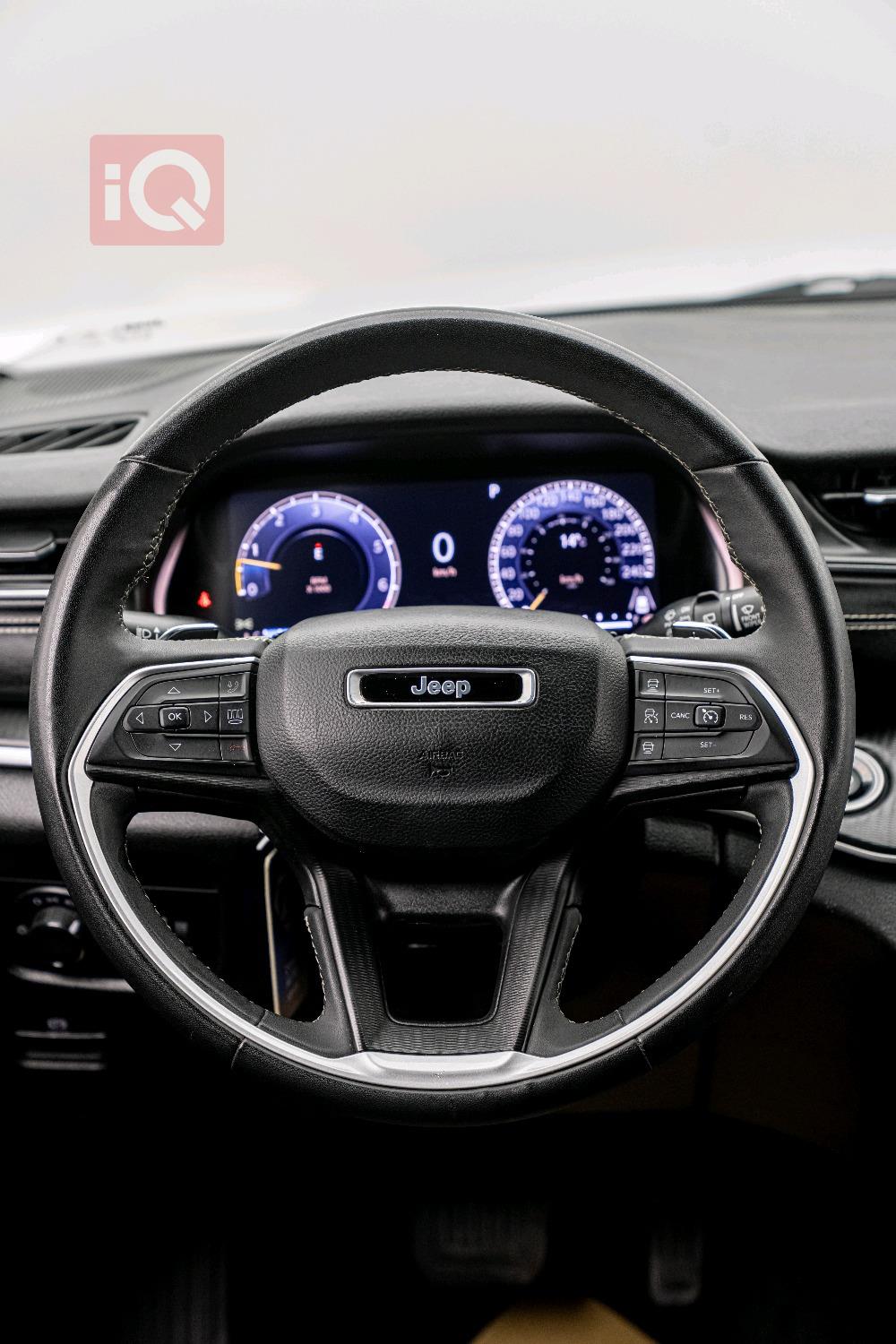 جیپ L گراند شیرۆکی